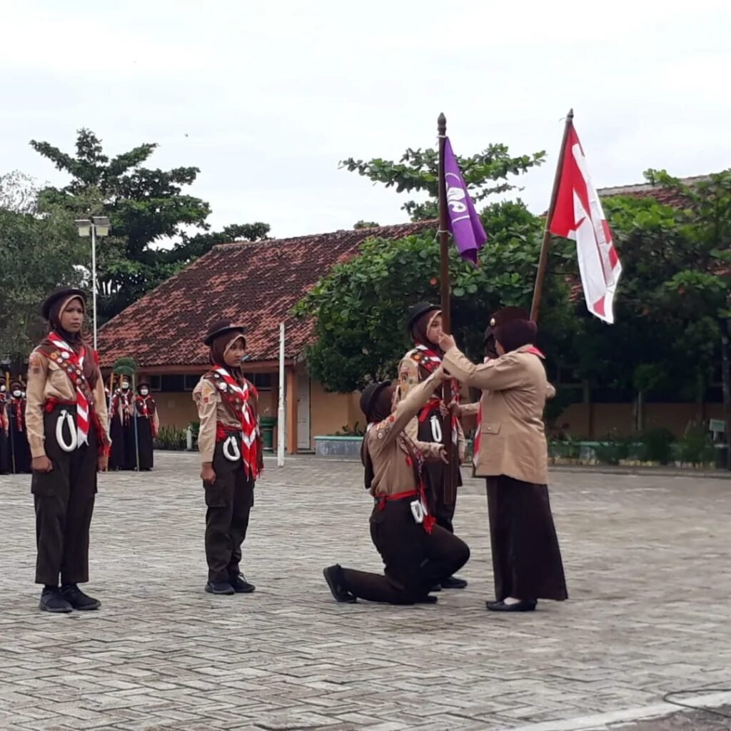 Upacara Pengukuhan Dewan Penggalang Pangkalan Smpn 1 Lasem Gugus Depan 14005 And 14006 Serta 